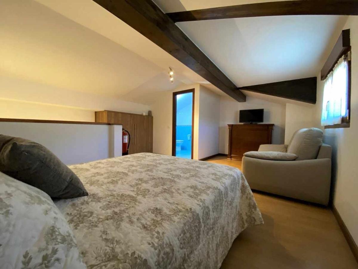 Casa Maribel Onís Екстериор снимка