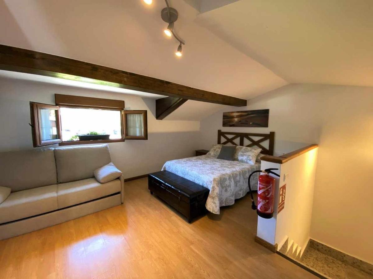 Casa Maribel Onís Екстериор снимка